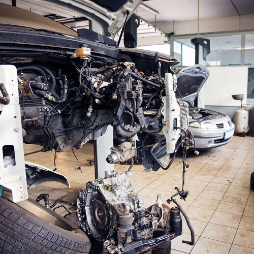 Cunningham Body Shop And Wrecker Service LLC