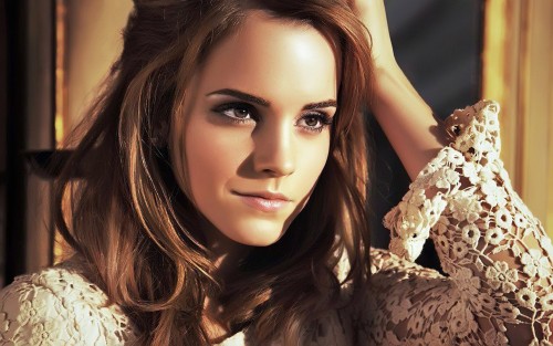 Emma-Watson-Wide-Screen-Wallpapers-23.jpg