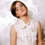 Emma-Watson-Wide-Screen-Wallpapers-27