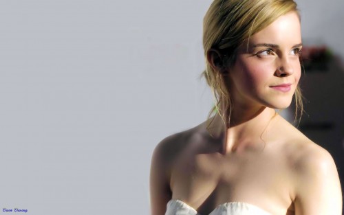 Emma Watson Wide Screen Wallpapers (45)