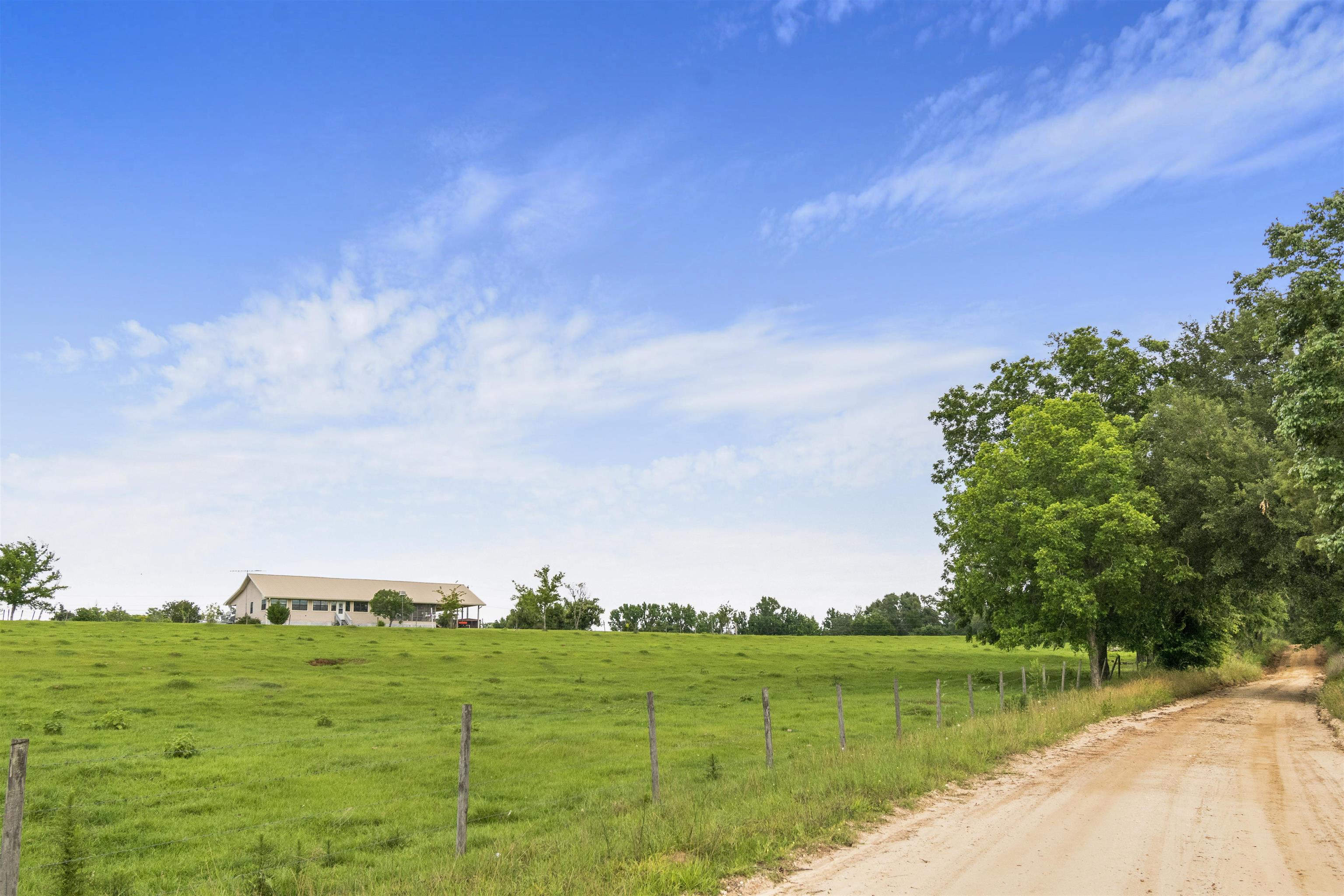 1259  Hawk's Ave<br>Greenville, FL