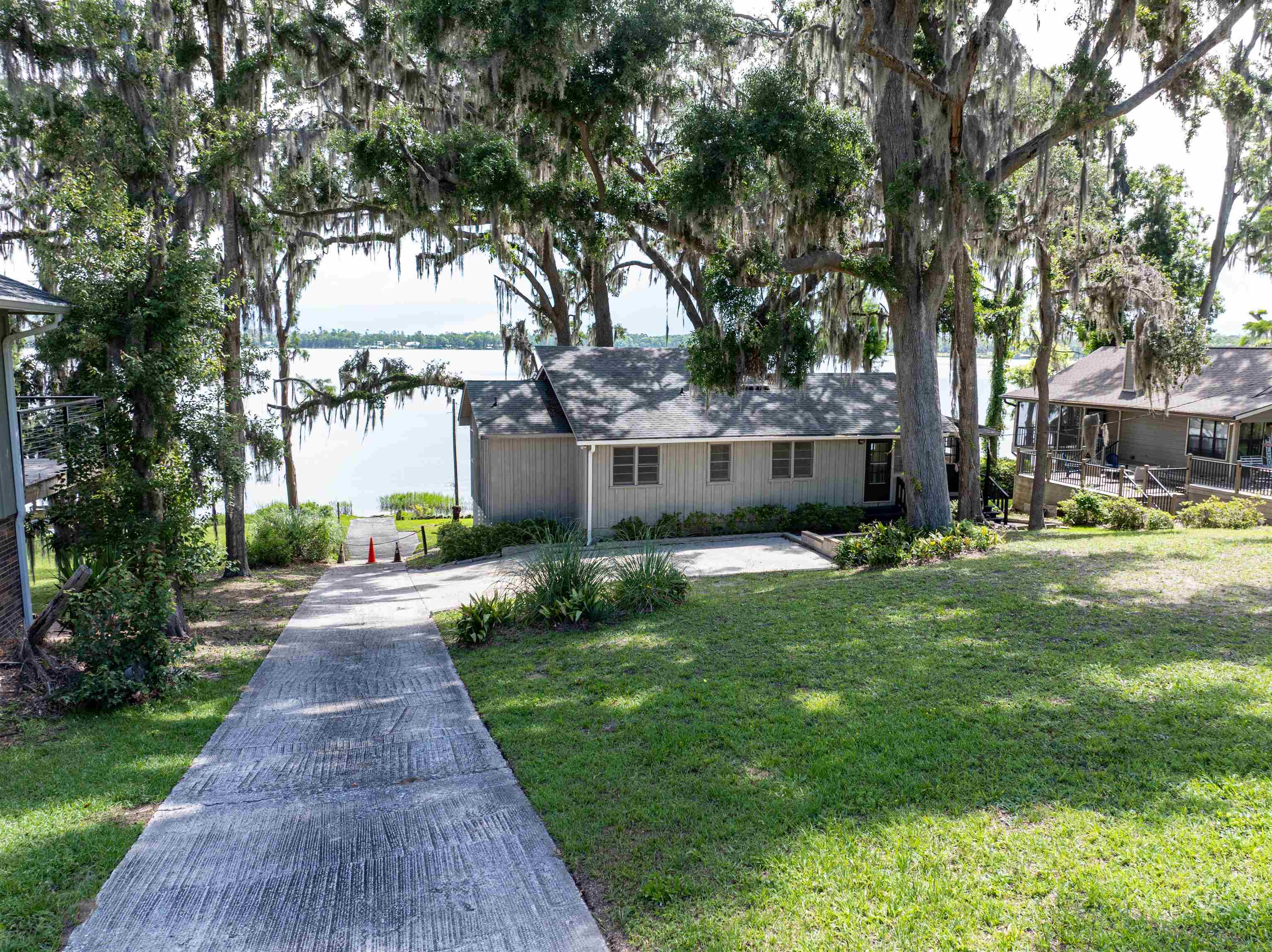 1055 Cherry Lake<br>Madison, FL