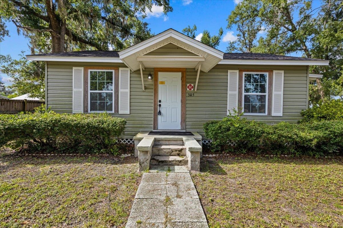 305 High<br>Perry, FL
