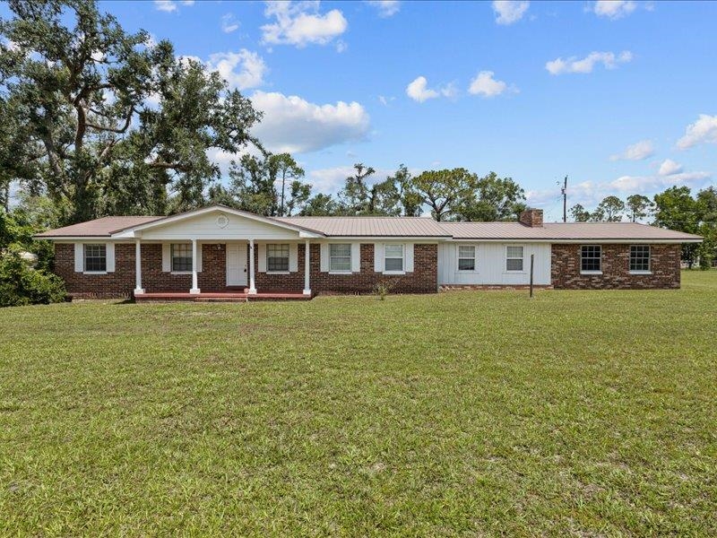106  Maple<br>Perry, FL