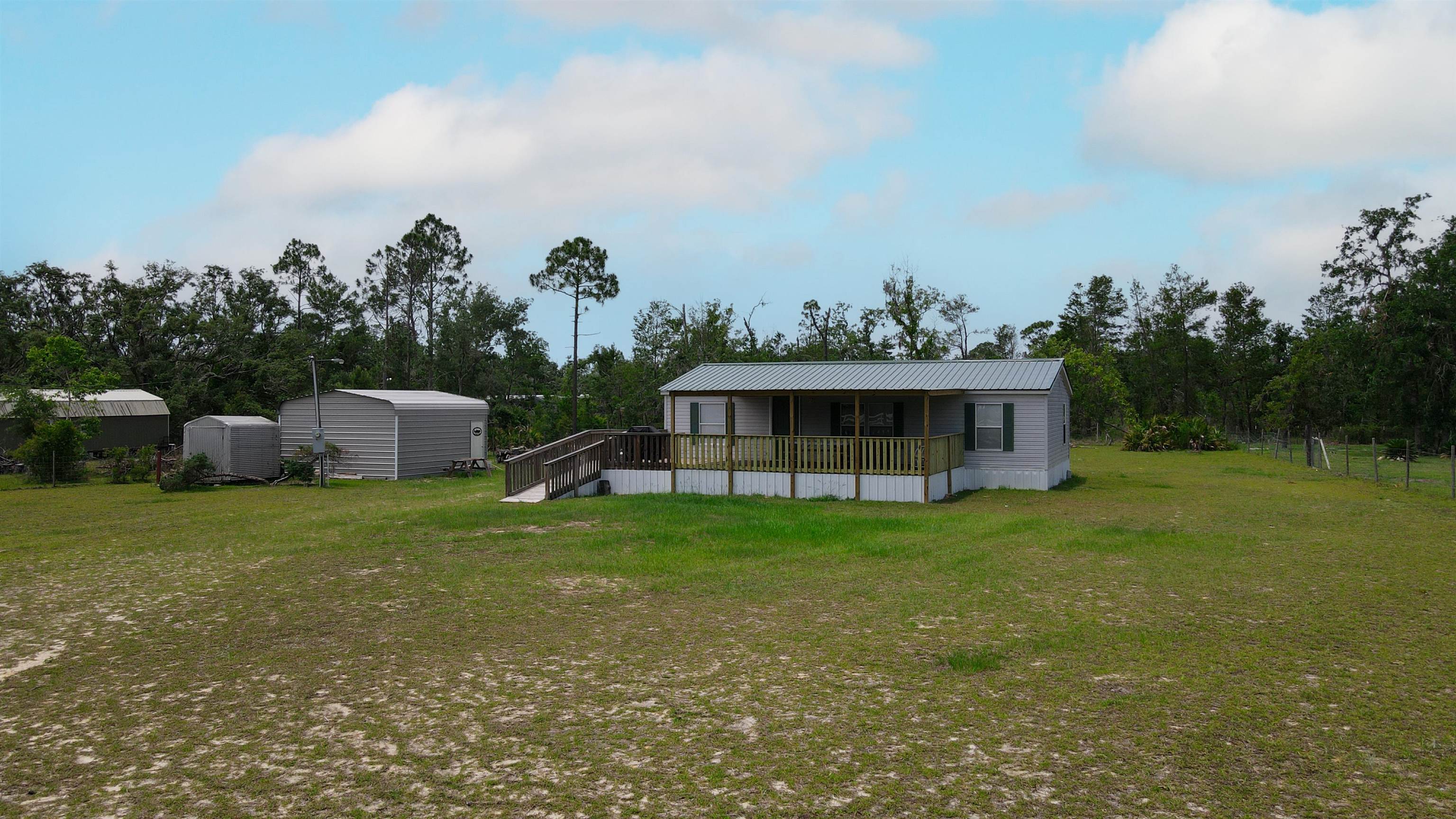 15159  Royal Oak<br>Perry, FL