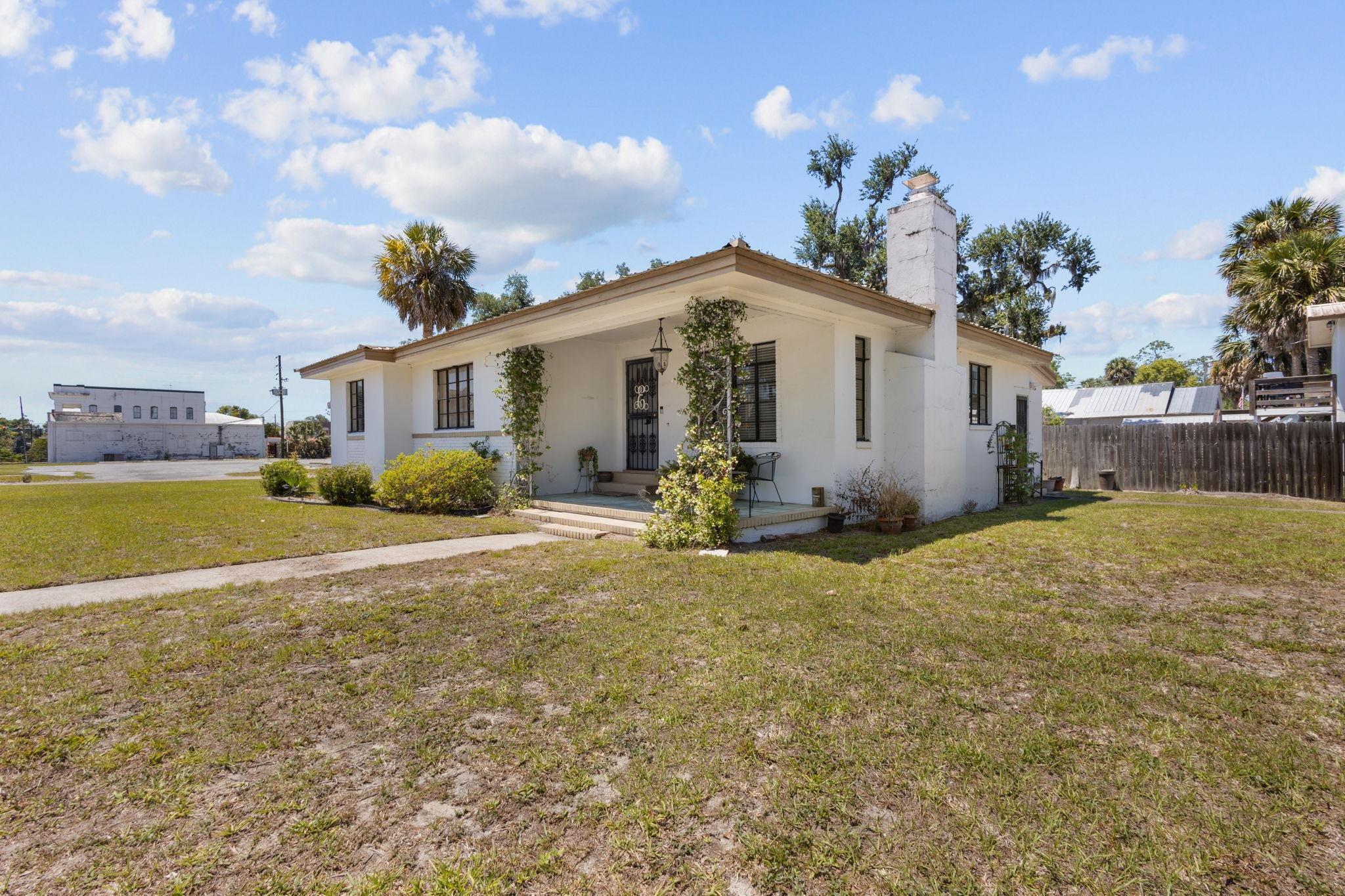 304  Main<br>Perry, FL