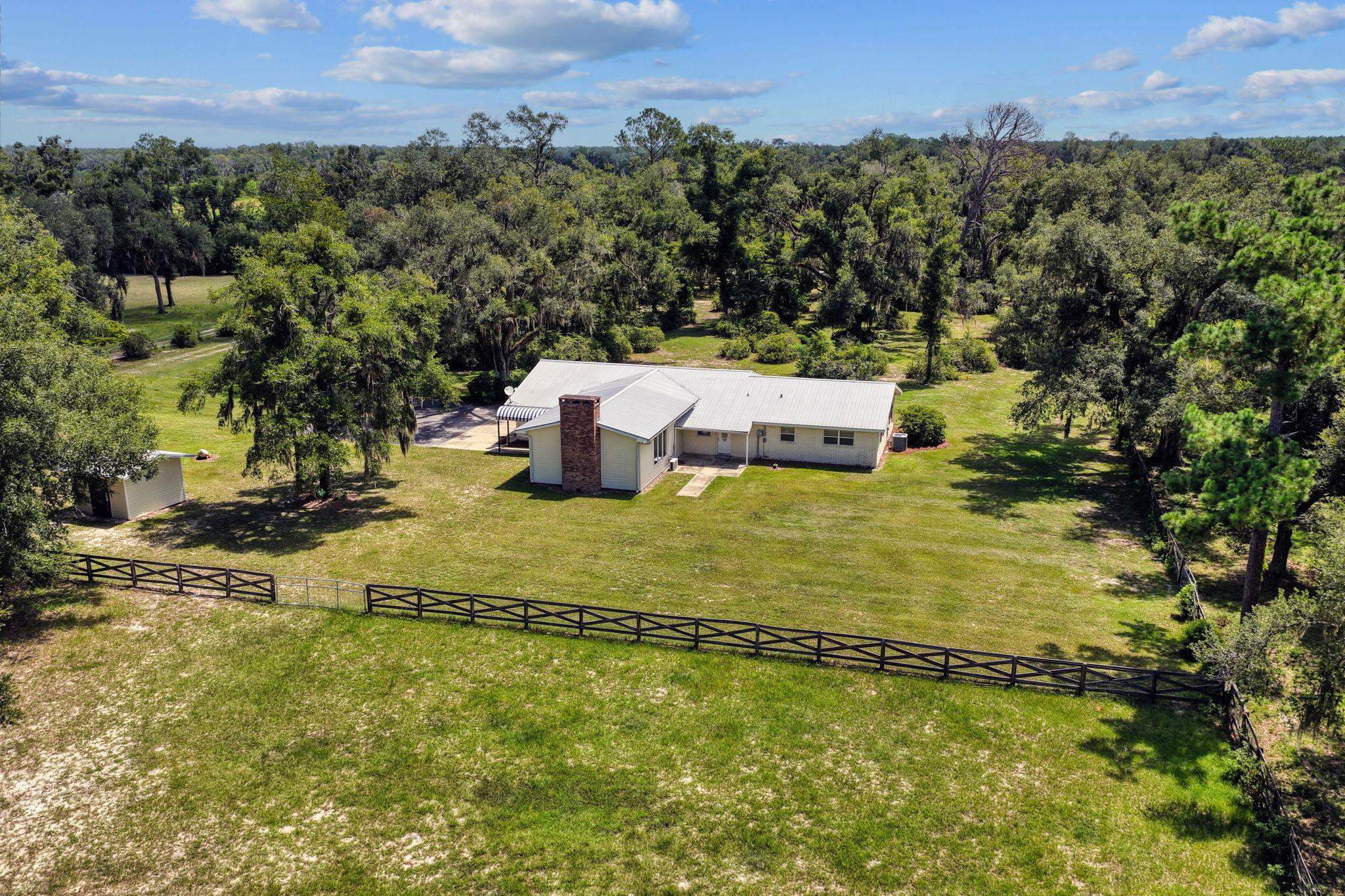 7885  Beach Rd<br>Perry, FL