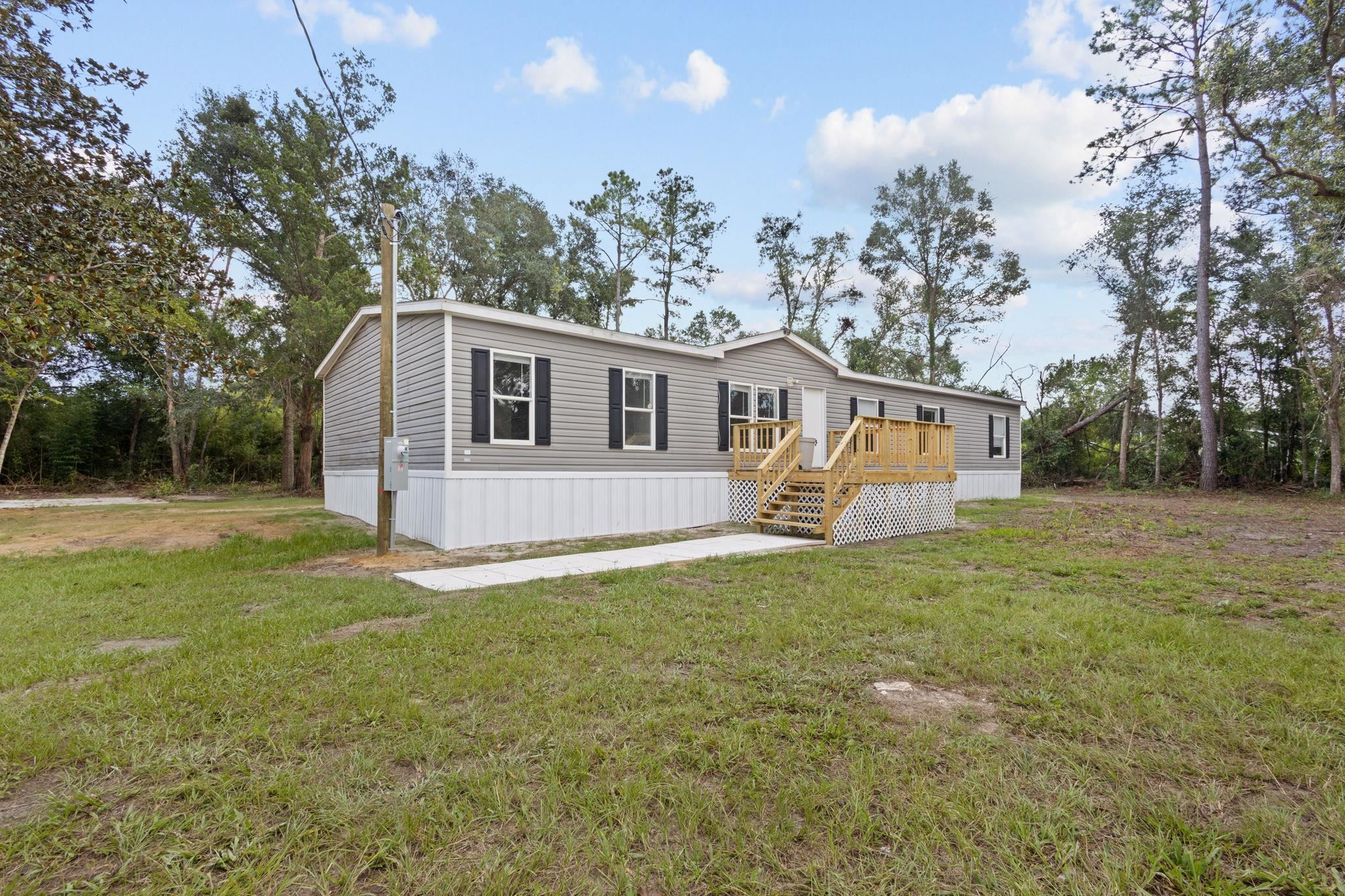 1890  Dice Rd<br>Perry, FL