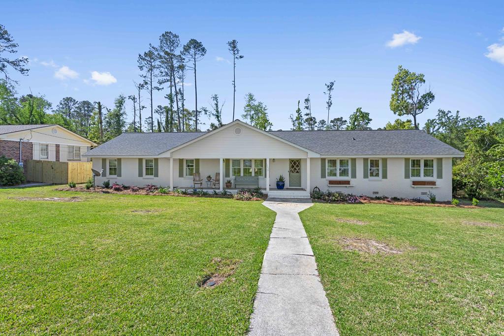 1205 Lakeview Drive<br>Valdosta, GA