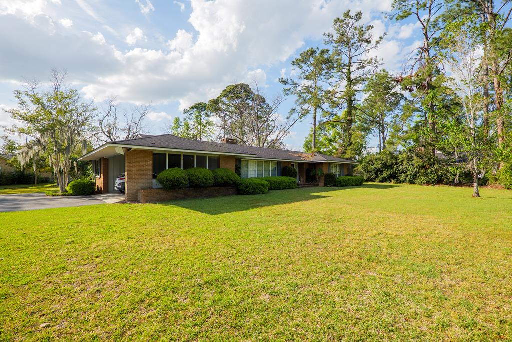 2524 Jerry Jones Dr.<br>Valdosta, GA