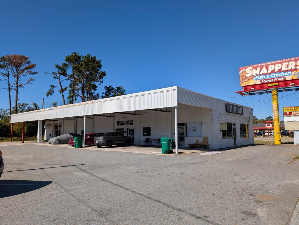 1306 N Ashley St Valdosta Georgia