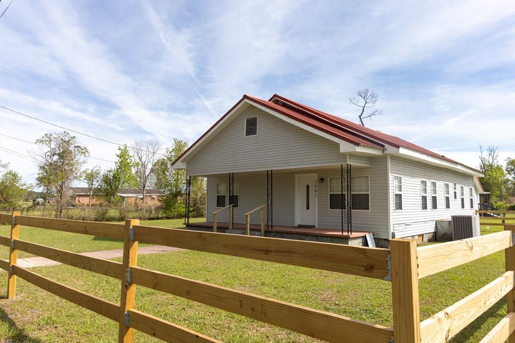 1501 E Washington Ave Nashville Georgia