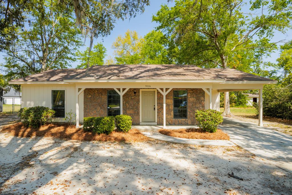 906  Pineview Dr<br>Valdosta, GA