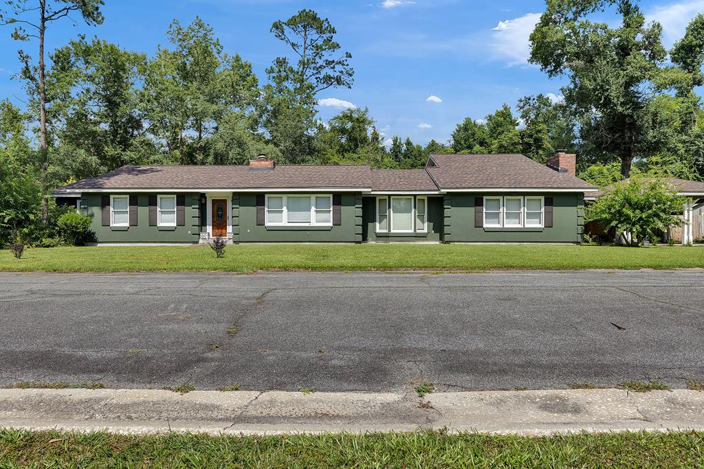 1306  Woodland Way<br>Nashville, GA
