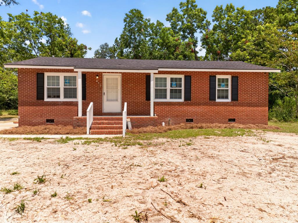 73 E MLK Jr Ave<br>Lakeland, GA