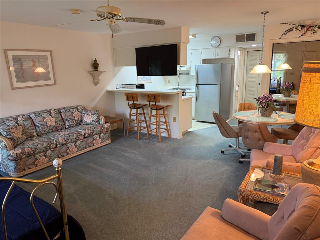 857 SE MAYO<br>CRYSTAL RIVER, FL