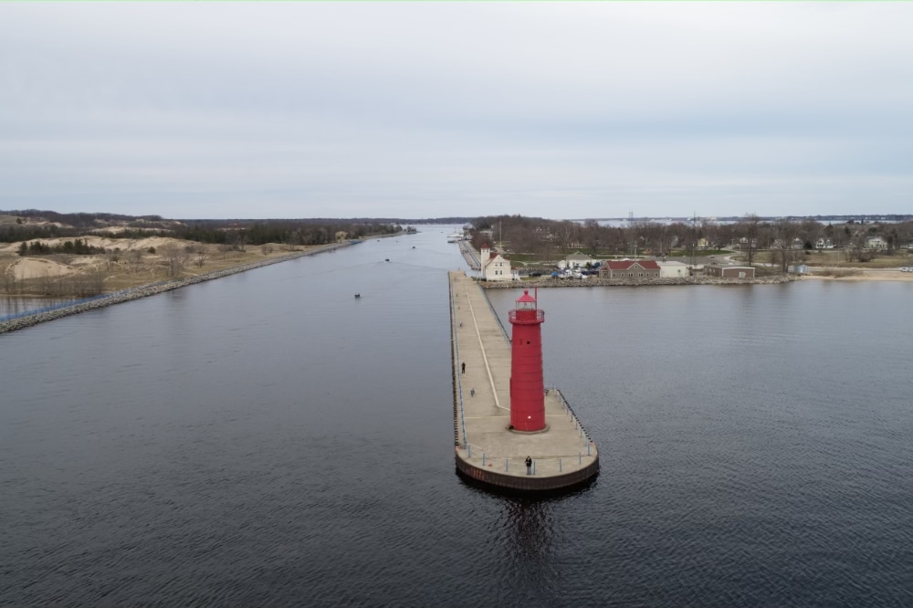 Muskegon South Pier Lighthouse featured image.