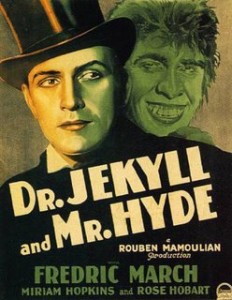 Fredric March í Dr. Jekyll and Mr. Hyde frá 1931. Kvikmyndir fjalla meira um 2 persónuleika heldur en rofinn persónuleika.