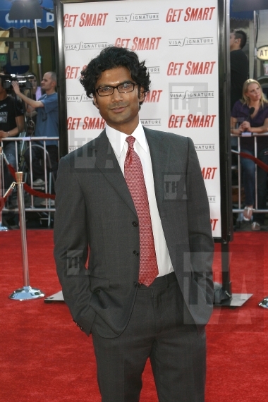 "Get Smart" Premiere
Sendhil ...