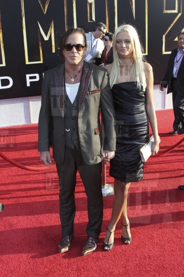 Mickey Rourke and date Anastassija Makarenko