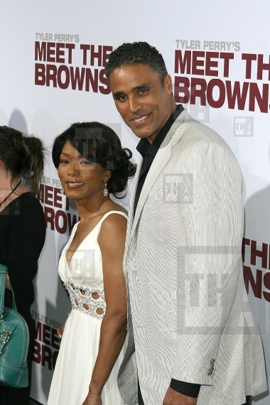 "Meet the Browns" Premiere