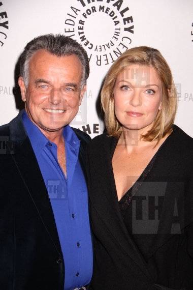 Sheryl Lee, Ray Wise
11/29/10...