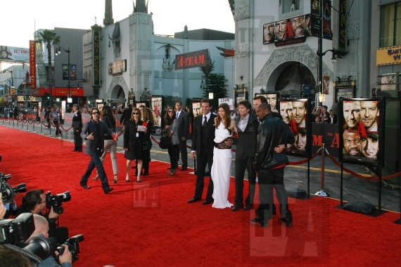 Bradley Cooper, Jessica Biel, Liam Neeson, Sharlto Copley, and Q