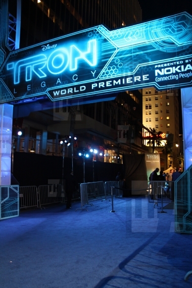 12/11/2010, "Tron Legacy" Prem...