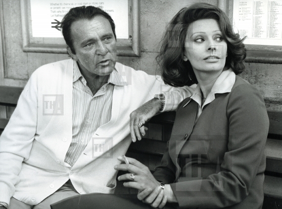 Sophia Loren and Richard Burton
