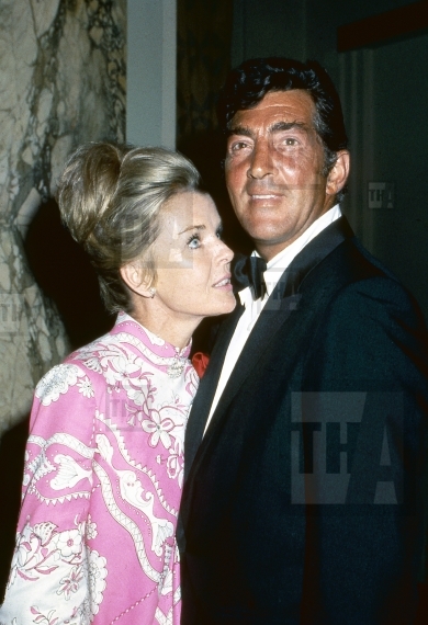 Dean Martin and wife Jeanne Martin
