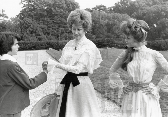Julie Christie and Margaret Leighton