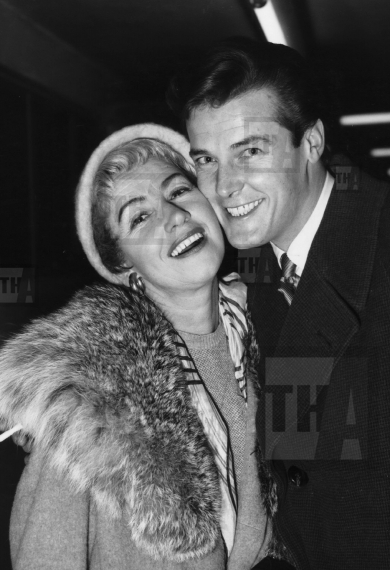 Dorothy Squires and her husband Roger Moore