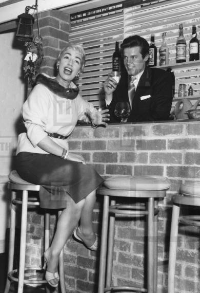 Dorothy Squires and her husband Roger Moore