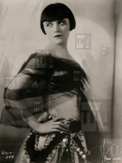 Pola Negri,