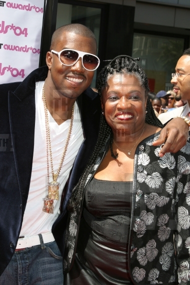 Kanye West, Mother Donda West