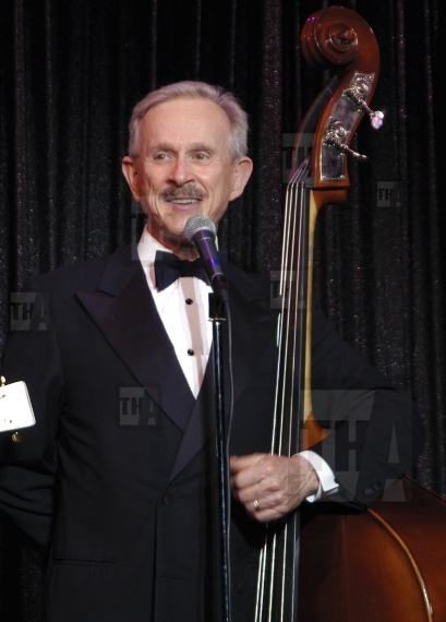 Red Carpet Retro - Dick Smothers