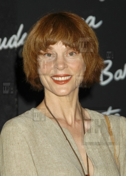 Red Carpet Retro - Leigh Taylor Young