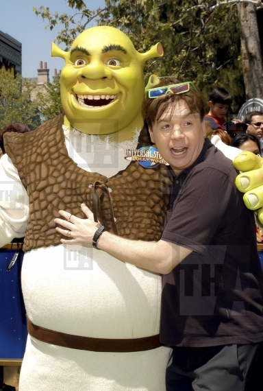 Red Carpet Retro - Mike Myers & Shrek