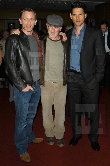 Red Carpet Retro - Daniel Craig, Steven Spielberg and Eric Bana