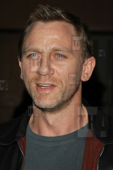 Red Carpet Retro - Daniel Craig