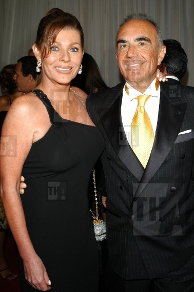 Red Carpet Retro - Robert Shapiro and wife Linell