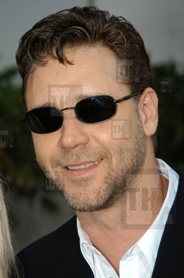 Red Carpet Retro - Russell Crowe