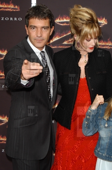 Red Carpet Retro - Antonio Banderas and Melanie Griffith