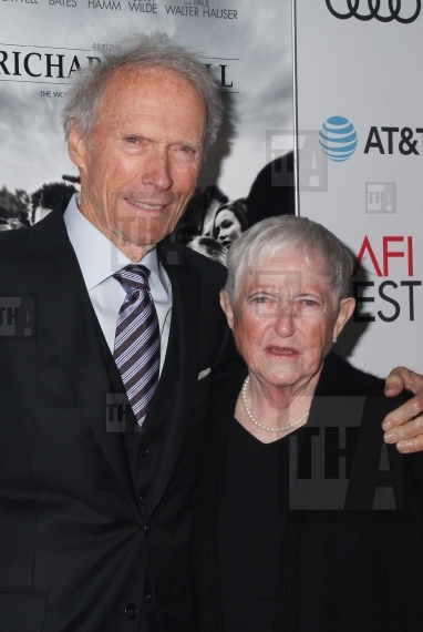 Clint Eastwood, Barbara Bobi Jewell