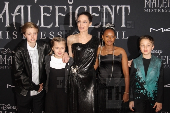 Shiloh Jolie Pitt, Vivienne Jolie Pitt, Angelina Jolie, Zahara J