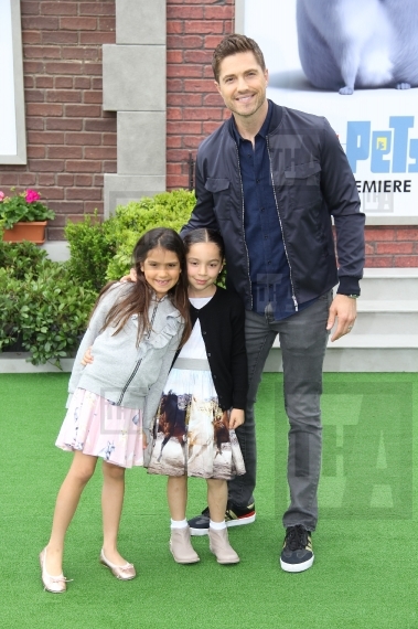 Eric Winter and his family