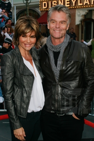 Lisa Rinna and Harry Hamlin