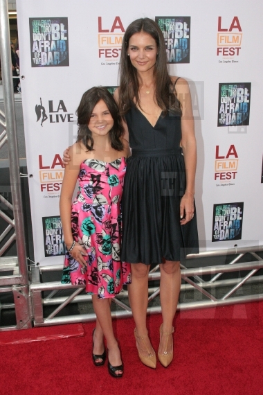 Bailee Madison and Katie Holmes