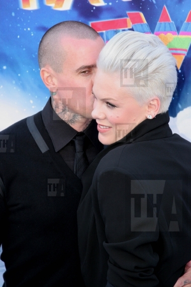 Carey Hart and wife Alecia Moore (Pink)
