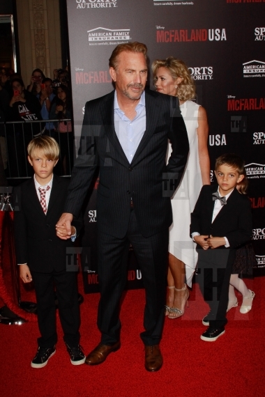 Kevin Costner, wife Christine Baumgartner and children